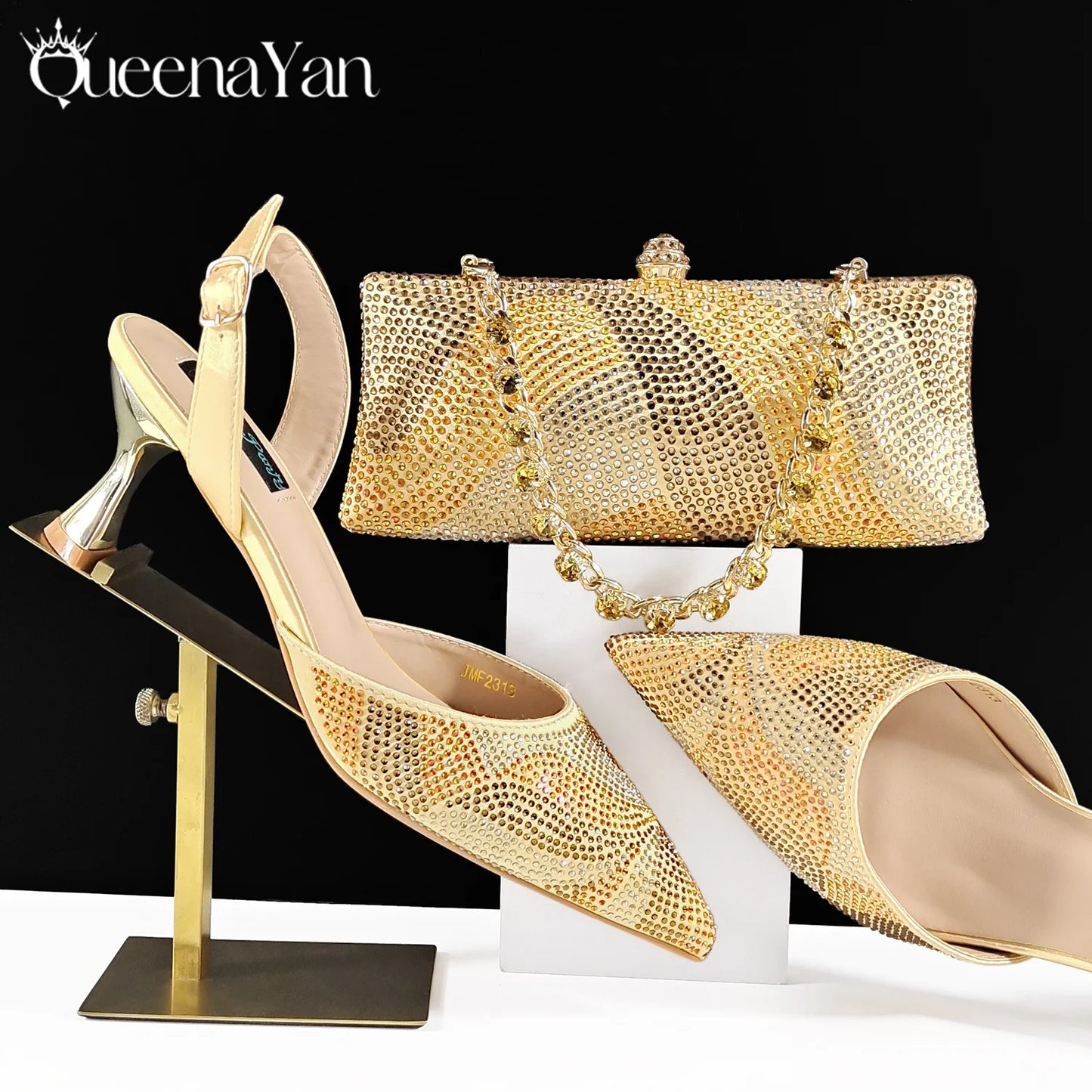 Élégance festive : Spot Goods Talons éblouissants et pochette longue chic Combinaison parfaite de chaussures et de sacs pour occasions spéciales