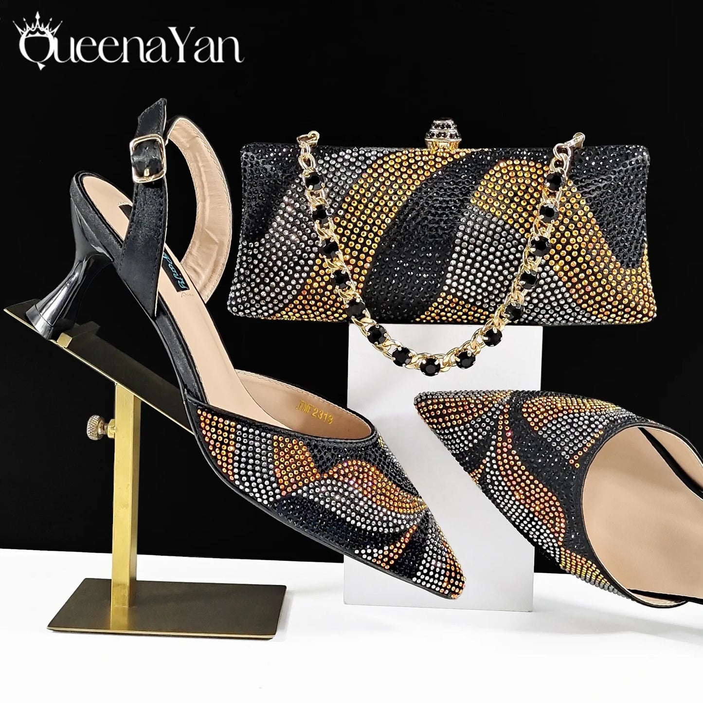 Élégance festive : Spot Goods Talons éblouissants et pochette longue chic Combinaison parfaite de chaussures et de sacs pour occasions spéciales