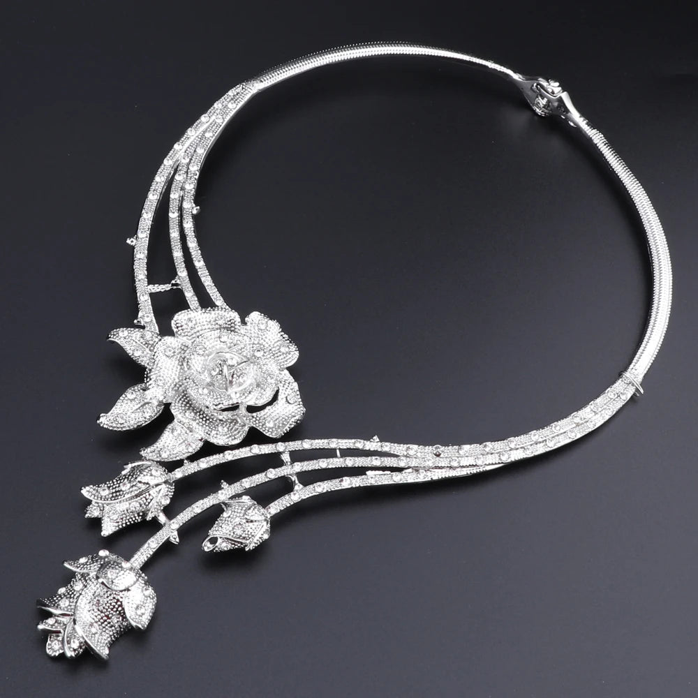 Ensembles de bijoux à la mode pour femmes, boucles d'oreilles, bague, Bracelet, collier, couleur argent, pendentif fleur classique, accessoires pour robe de mariée