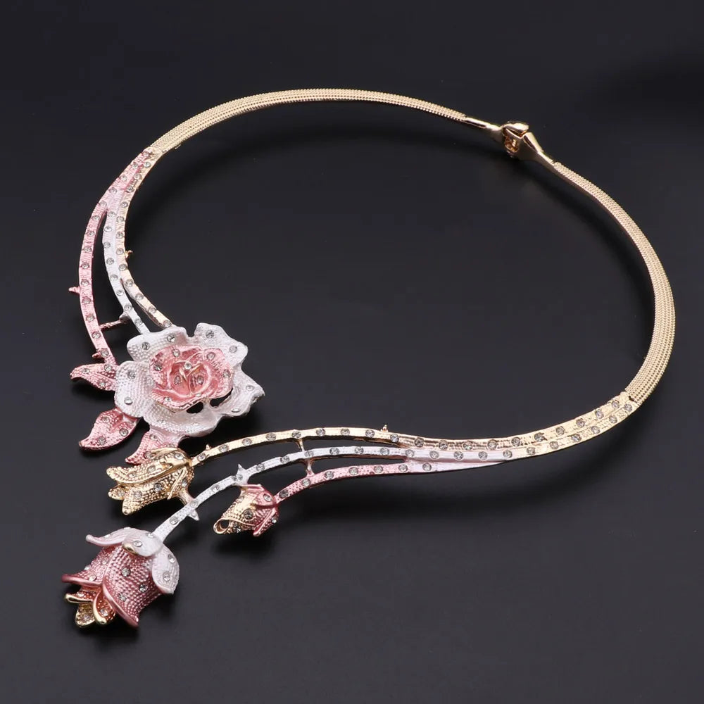 Ensembles de bijoux à la mode pour femmes, boucles d'oreilles, bague, Bracelet, collier, couleur argent, pendentif fleur classique, accessoires pour robe de mariée