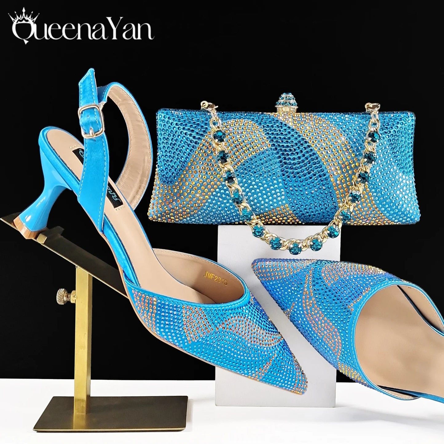 Élégance festive : Spot Goods Talons éblouissants et pochette longue chic Combinaison parfaite de chaussures et de sacs pour occasions spéciales