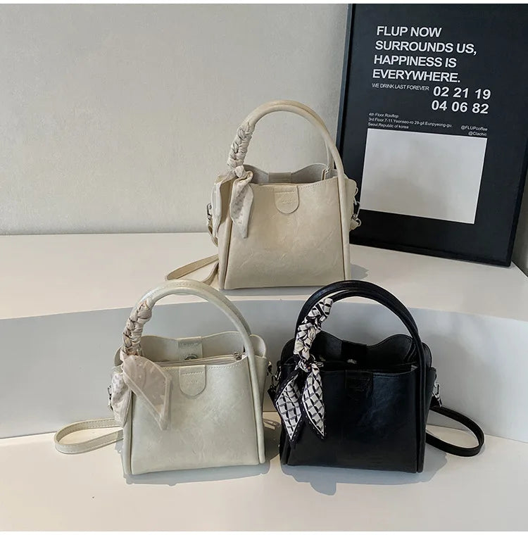 2025 printemps/été Style populaire, luxe léger pour femmes Texture haut de gamme-sac à bandoulière seau riche-mode tendance