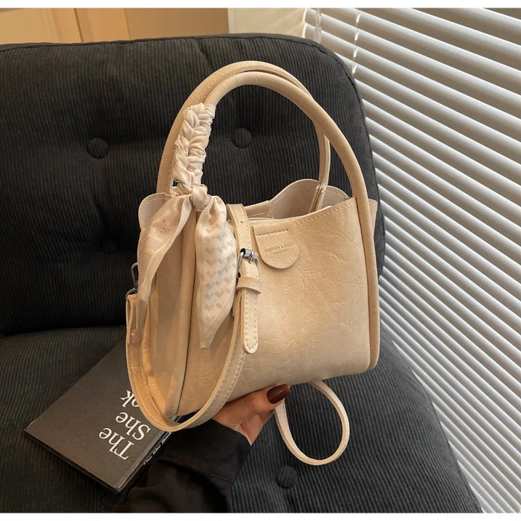 2025 printemps/été Style populaire, luxe léger pour femmes Texture haut de gamme-sac à bandoulière seau riche-mode tendance