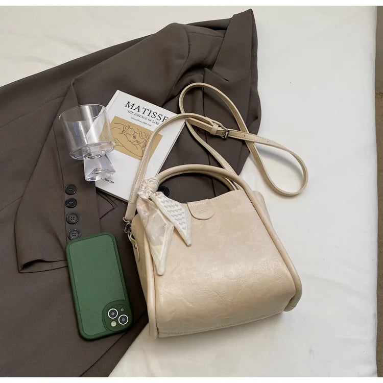 2025 printemps/été Style populaire, luxe léger pour femmes Texture haut de gamme-sac à bandoulière seau riche-mode tendance