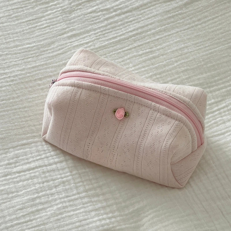 Trousse de maquillage élégante à fleurs, sac de rouge à lèvres cosmétique, portable, grande capacité, évaluation de voyage, poudres de toilette cosmétiques, mode, doux
