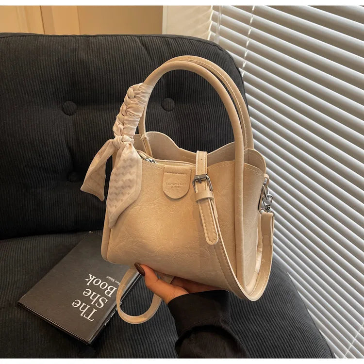 2025 printemps/été Style populaire, luxe léger pour femmes Texture haut de gamme-sac à bandoulière seau riche-mode tendance
