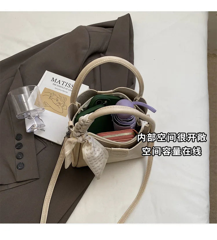 2025 printemps/été Style populaire, luxe léger pour femmes Texture haut de gamme-sac à bandoulière seau riche-mode tendance