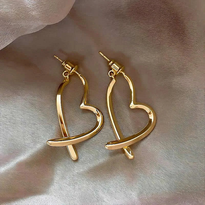 Boucles d'oreilles d'amour de personnalité pour femmes, Design de Niche, boucles d'oreilles dorées pour filles, bijoux simples, cadeau argenté