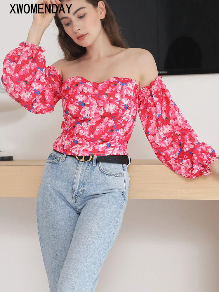 chemises et blouses sexy,chemisier courte fleuris blanche femme nouvelle collection 2024,vêtements femmes tendances 2024,blouse a épaule dénudé manche longue femme,haut dos nus femme elegant chic