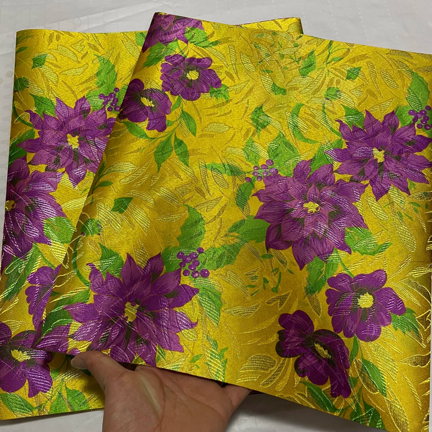 2 pièces de haute qualité nigérian suisse 3D couleur jaune Sego tête cravate Gele enveloppe africaine chapeau matériaux pour tenues de fête de mariage