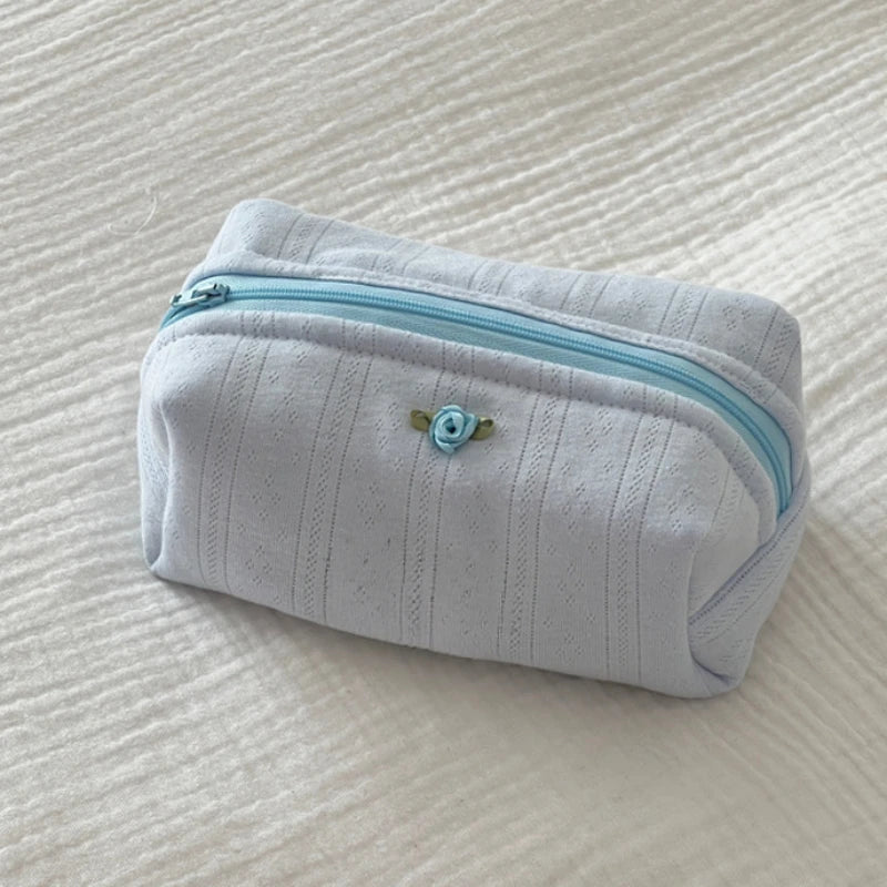 Trousse de maquillage élégante à fleurs, sac de rouge à lèvres cosmétique, portable, grande capacité, évaluation de voyage, poudres de toilette cosmétiques, mode, doux