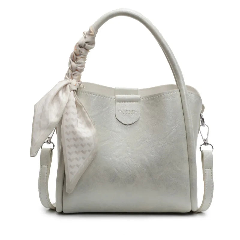 2025 printemps/été Style populaire, luxe léger pour femmes Texture haut de gamme-sac à bandoulière seau riche-mode tendance