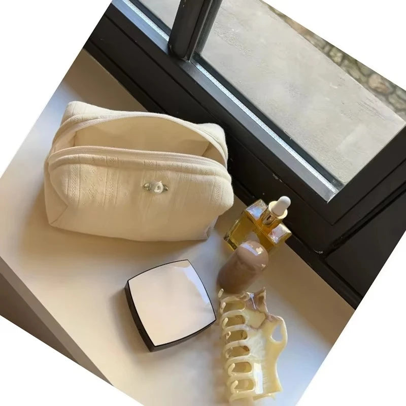 Trousse de maquillage élégante à fleurs, sac de rouge à lèvres cosmétique, portable, grande capacité, évaluation de voyage, poudres de toilette cosmétiques, mode, doux